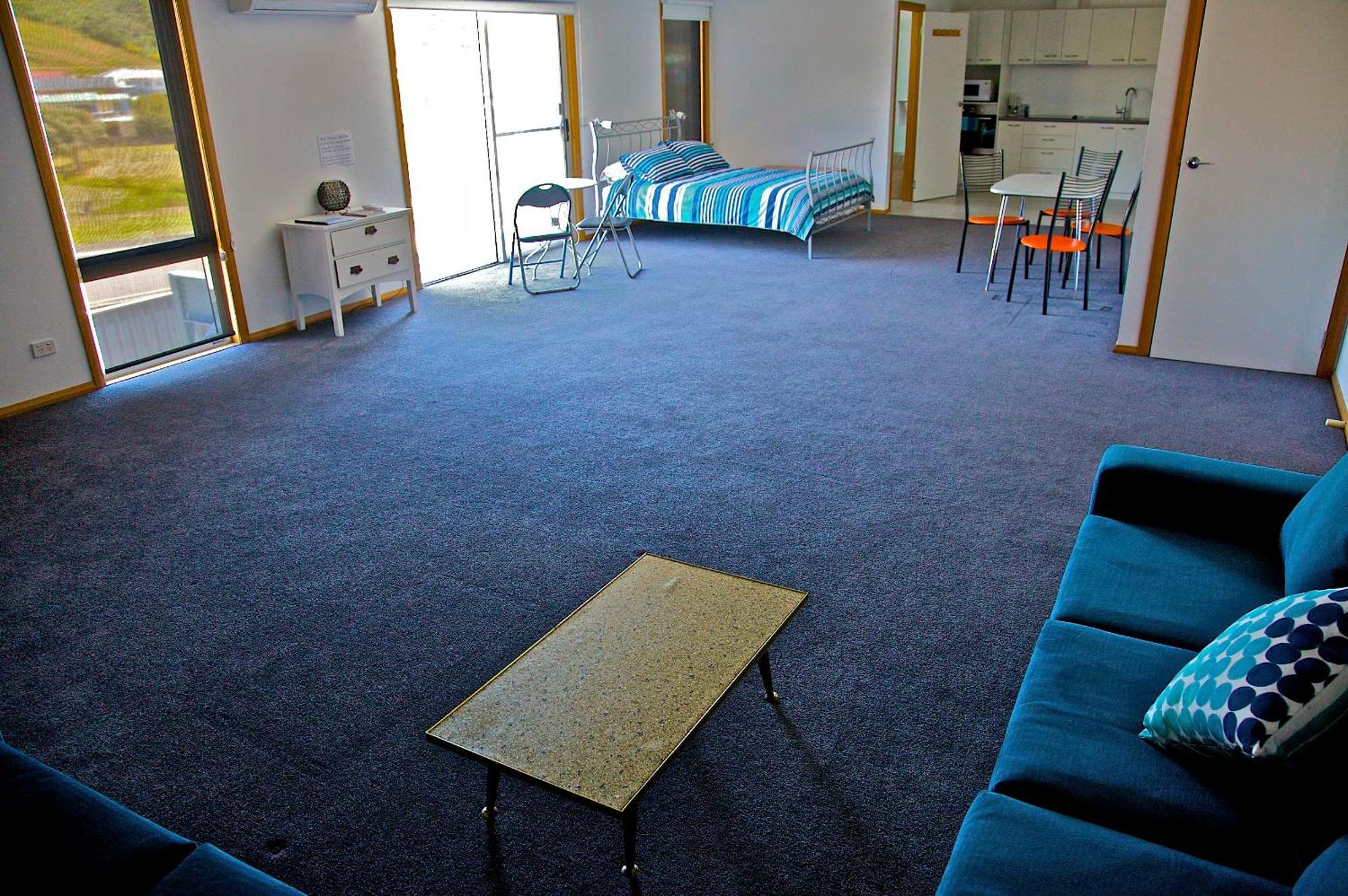 Penguin Beachfront Apartments Zimmer foto